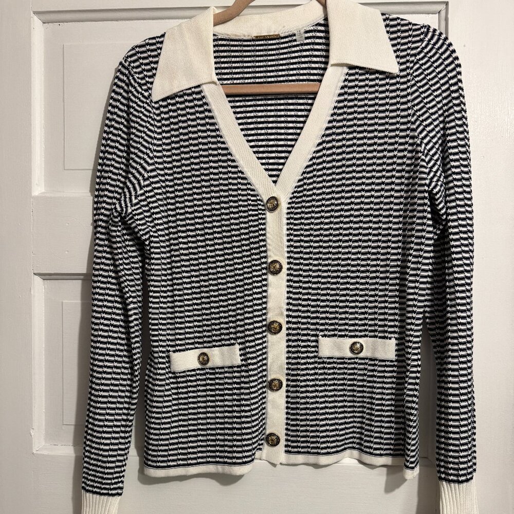 Tahari Cardigan size small